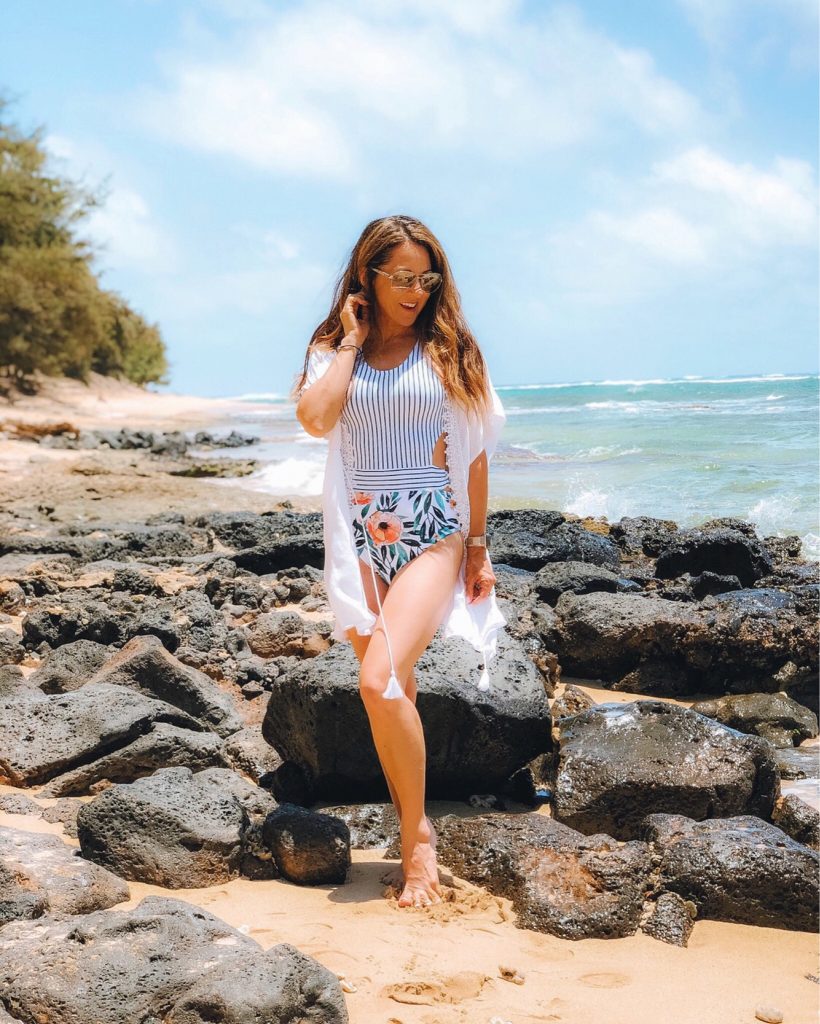 Everyday Holly Blog Week 4 recap - swimsuit Kauai beach vacation LOFT sale