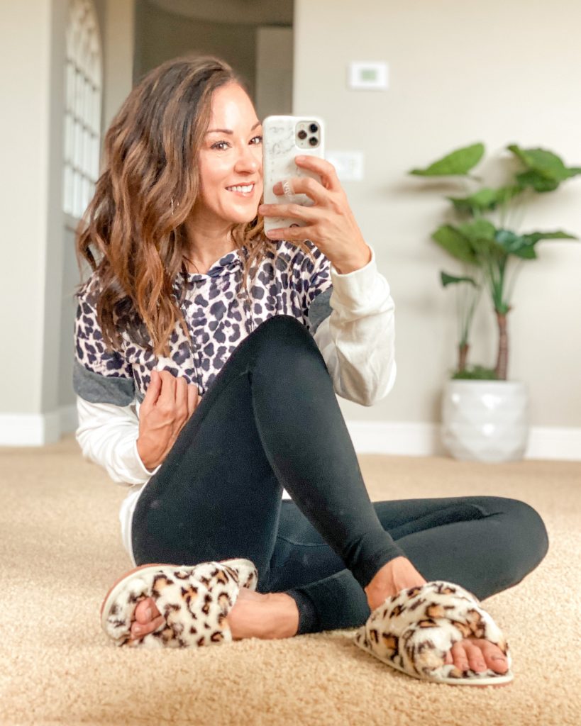 affordable fall casual Leopard style leopard hoody and leopard slippers